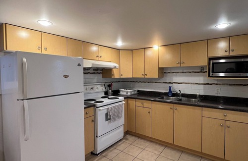 Fraserview Casa | Vancouver Hideaway