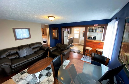 Vancouver Casa | Vancouver Oasis w/hot tub, sauna, & cold plunge.