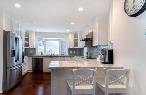 Oakridge Casa | Vancouver west 8 minutes to downtown and airport