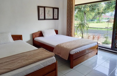 Sidomulyo Hotel | Vanda Villa Batu