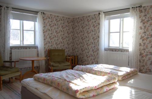 Knatte Casa | Vandrarhemmet Årås Säteri och Trädgårdar
