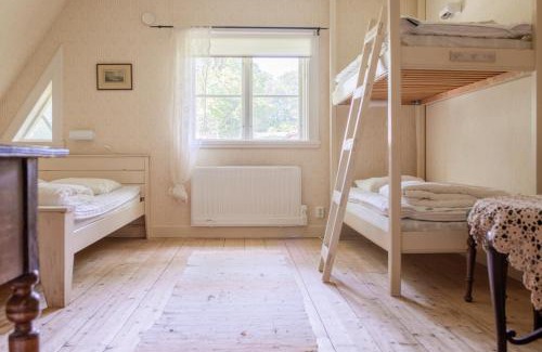 Knatte Casa | Vandrarhemmet Årås Säteri och Trädgårdar