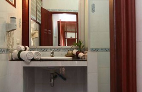 Kenue Kang Hotel | Vansana NamNgum Hotel