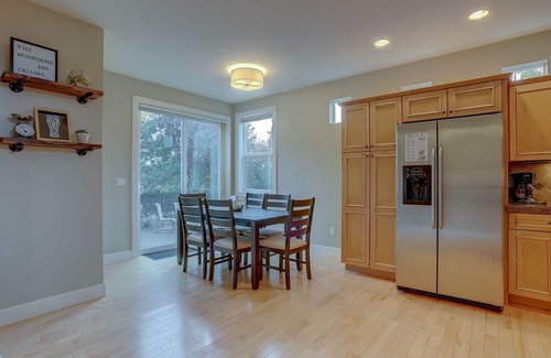 Southern Crossing Casa | Vantage Point 3 Bedroom Townhouse by RedAwning
