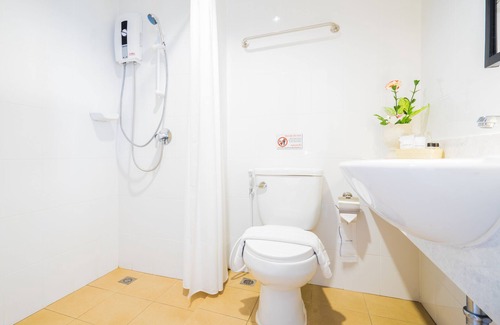 Talat Nuea Hotel | Vapa Hotel