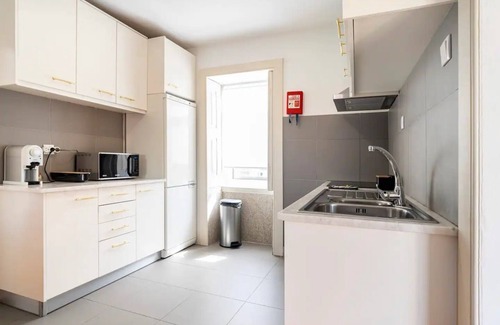 Ovar Apartamento | Varanda Para o Mar