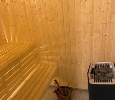 Stoten Apartamento | Varijlyan höger