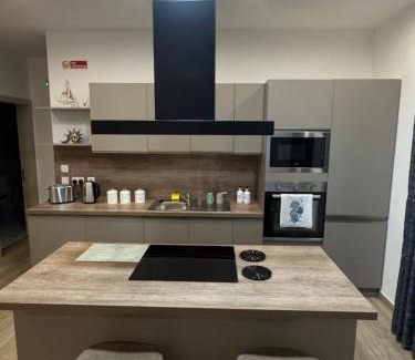 Marsaxlokk Apartamento | Varka Holiday Apartment - Modern Family Friendly and Accessible for All