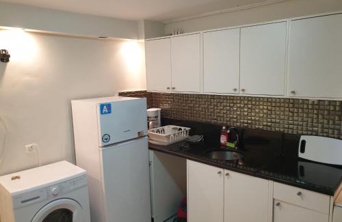 Varkiza Apartamento | Varkiza Cozy Seaside Apartment