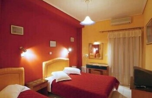 Delfoi Hotel | Varonos