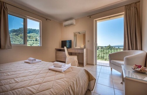Zakynthos Town Hotel | Varres Hotel