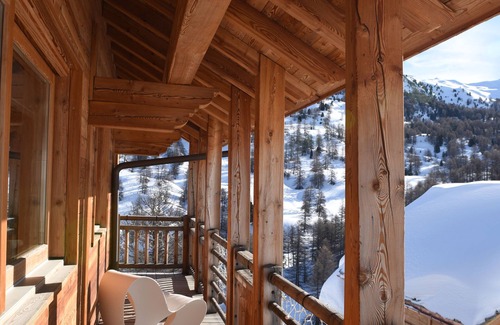 Vars Chalet De Esquí | Vars Les Claux Chalet de lujo al pie de las pistas hammam jacuzzi 12 camas
