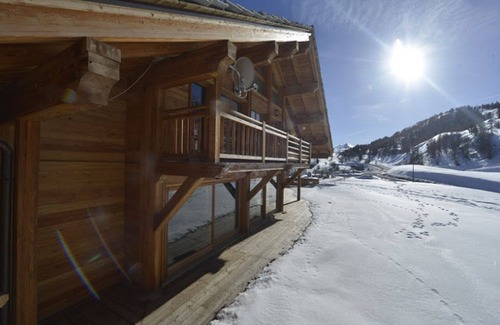Vars Chalet De Esquí | Vars Les Claux Chalet de lujo Al pie de las pistas Piscina Hammam 16 camas