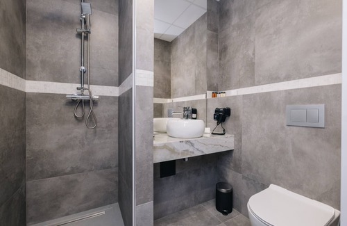 Wola Hotel | Varsovia Comfort Studios