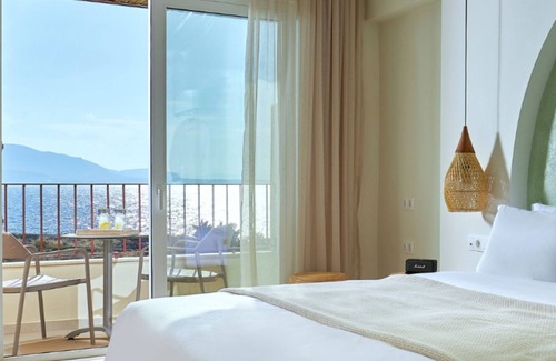 Sissi Hotel | Vasia Sea Retreat