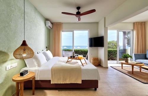 Sissi Hotel | Vasia Sea Retreat