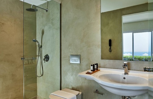 Sissi Hotel | Vasia Sea Retreat