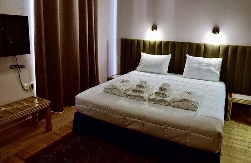 Kalamata Hotel | VASILIKON Hotel 1888 the past is present