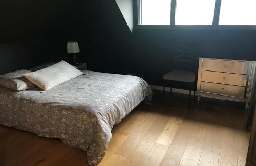 Brequigny Cama Y Desayuno | Vaste Chambre Privée proche du Centre de Rennes