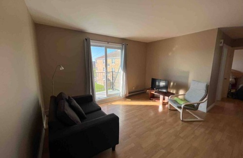 Les Rivieres Apartamento | Vaste4,5 tout équipé bien situé