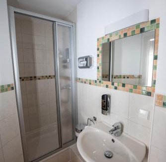 Birkach-Sud Hotel | Vau
