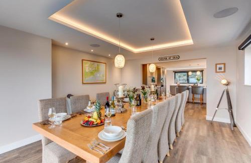 Deal Casa | Vause at Sea