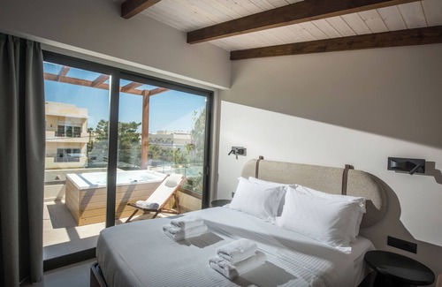 Gazi Casa | Vaya Suites by Omilos Hotels