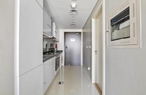 Dubai Apartamento | VayK - Cozy Hotel-Style Studio in Damac Hills