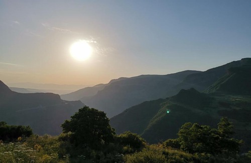 Tatev Casa | Vazken