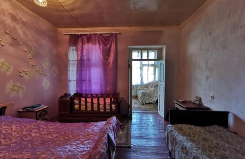 Tatev Casa | Vazken