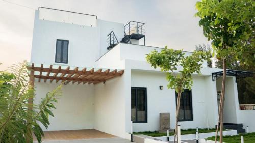 Cheyyur Casa | VB beach Villa