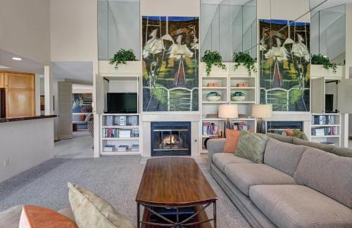 Palm Desert Casa | VB607 - Palm Getaway - Meredith Lodging