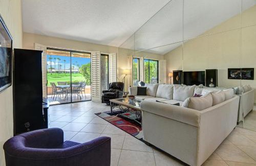 Palm Desert Casa | VB887 - Desert Vacay - Meredith Lodging