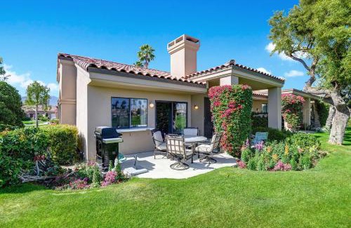 Palm Desert Casa | VB944 - Triple Fairway View - Meredith Lodging