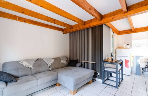 Foulquines Casa | VC28 One-room house with mezzanine in residence with collective swimming pool WIFI included