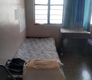 Pune Cama Y Desayuno | Vedantika PG