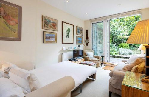 Fulham Broadway Apartamento | Veeve - Artist's Oasis