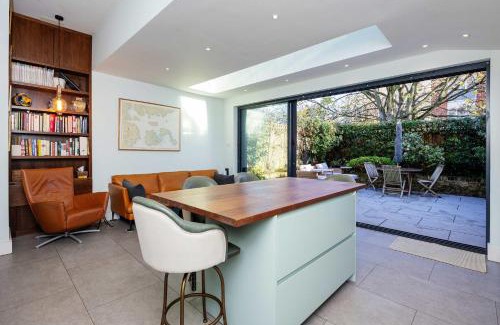 Chiswick Casa | Veeve - Chiswick Victorian Gem