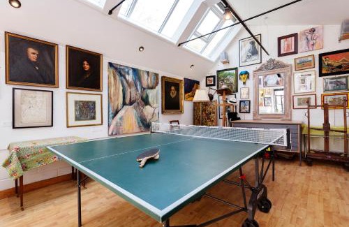Turnham Green Casa | Veeve - The Gallery of Colour