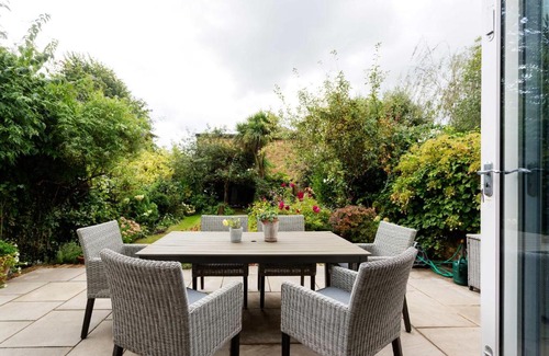 Ealing Common Casa | Veeve - Webster Gardens
