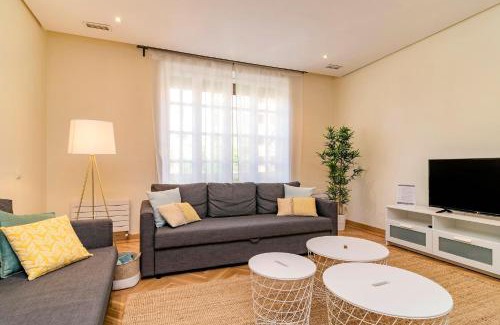 Castellana Apartamento | Velazquez Suites