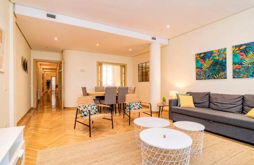 Castellana Apartamento | Velazquez Suites