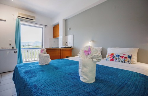 Alikanas Hotel | Velendzas Holidays