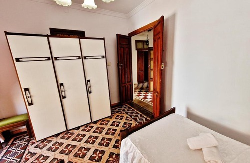 Pinos del Valle Casa | Velez Nazari Casa Molina