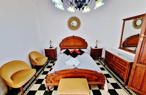 Pinos del Valle Casa | Velez Nazari Casa Molina
