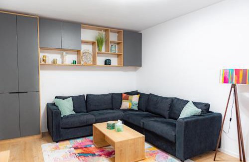 Tractorul Apartamento | Veli Apartments Coresi 803