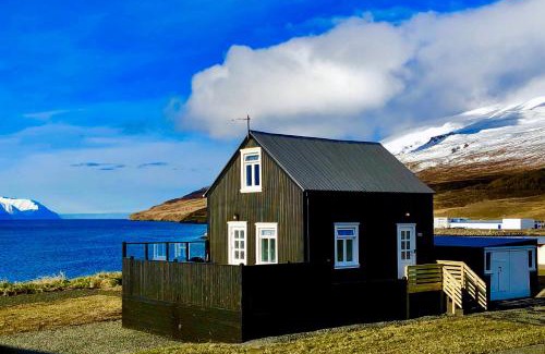 Grenivik Apartamento | Vellir Grenivík Home with a View