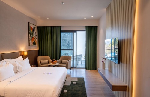 Kasauli Hotel | Velmore Kasauli Operated by Royal Orchid