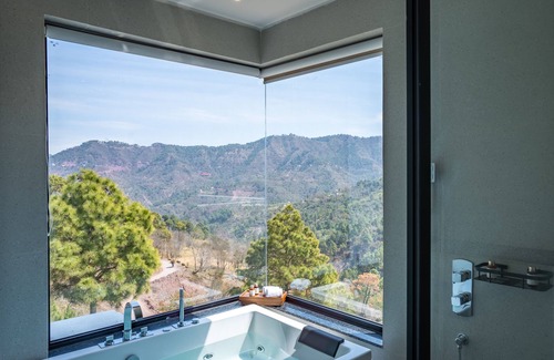 Kasauli Hotel | Velmore Kasauli Operated by Royal Orchid
