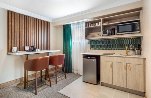 Hinton Hotel | Velora Hinton, Ascend Hotel Collection
